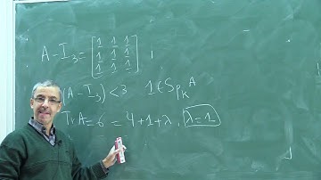 V12 ; Exercices sur les éléments propres d