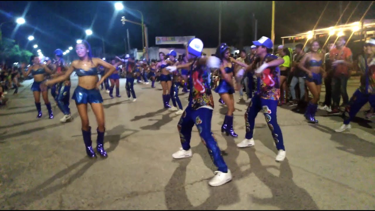 disfruta el carnaval