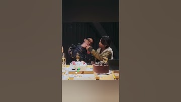 Jungkook wants to eat Jimin