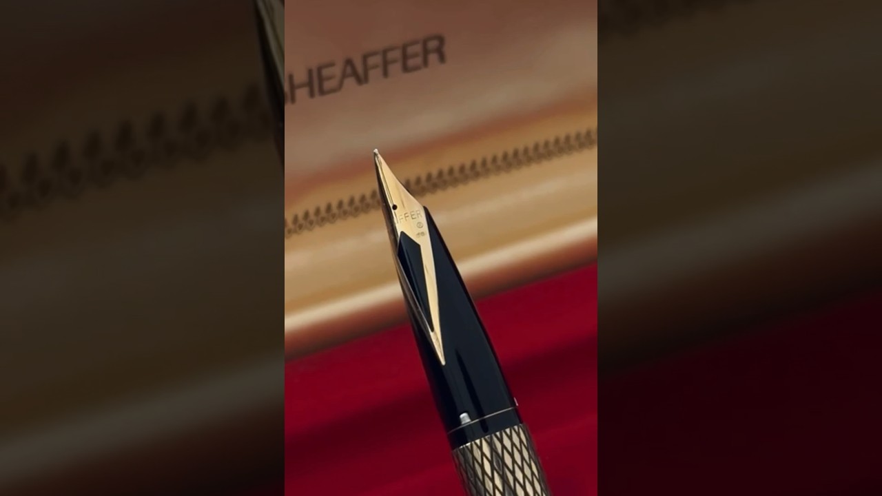 Unboxing a Vintage Fountain Pen: A Timeless Writing Experience 