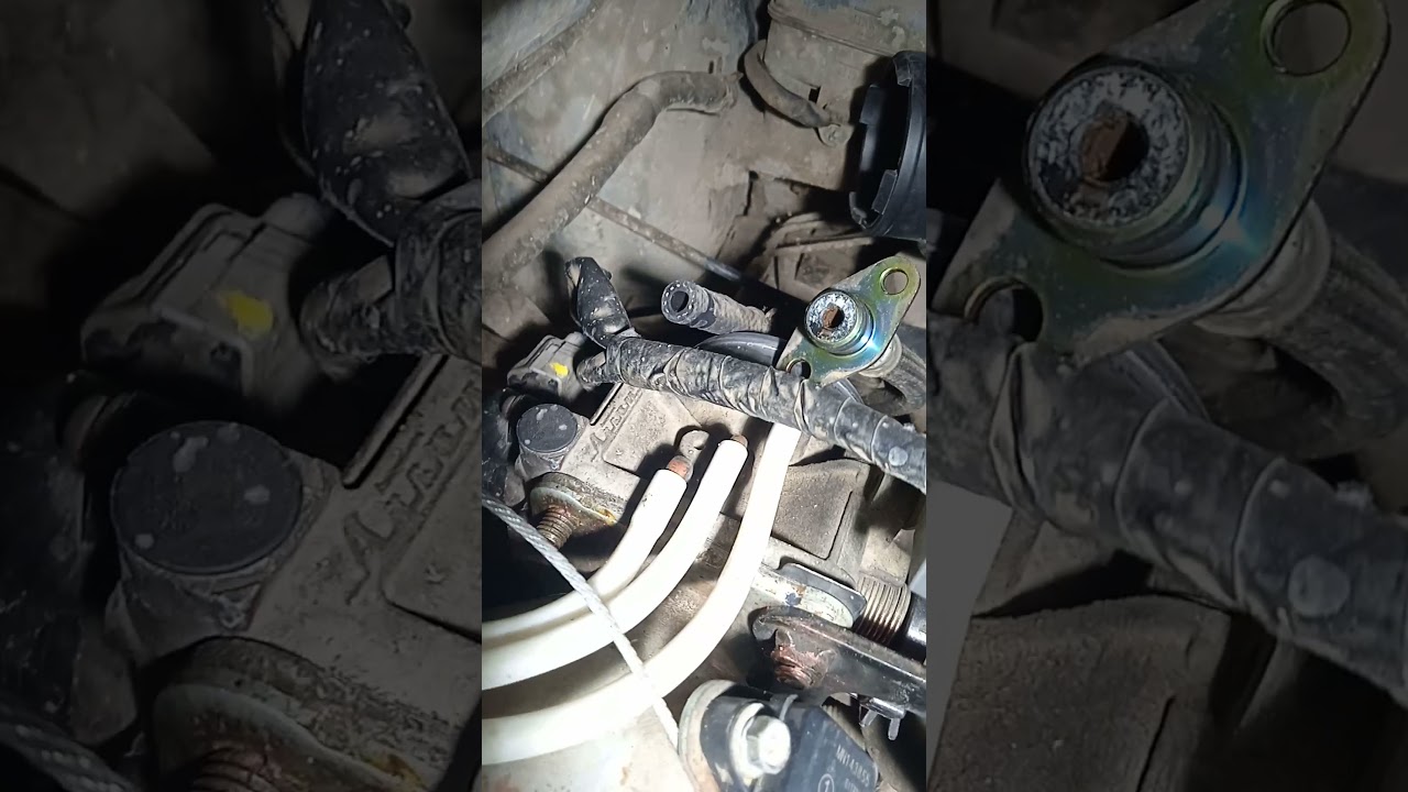 лансер 9 снятие топливной рампы - YouTube