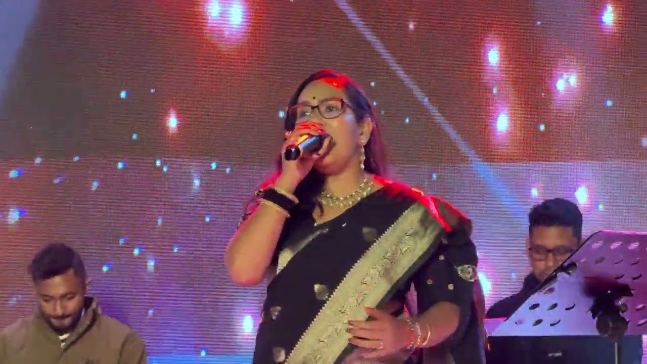 Bhalobashar Morshum l X= Prem l  Shreya Ghoshal l Live Singing Sumi Roy 