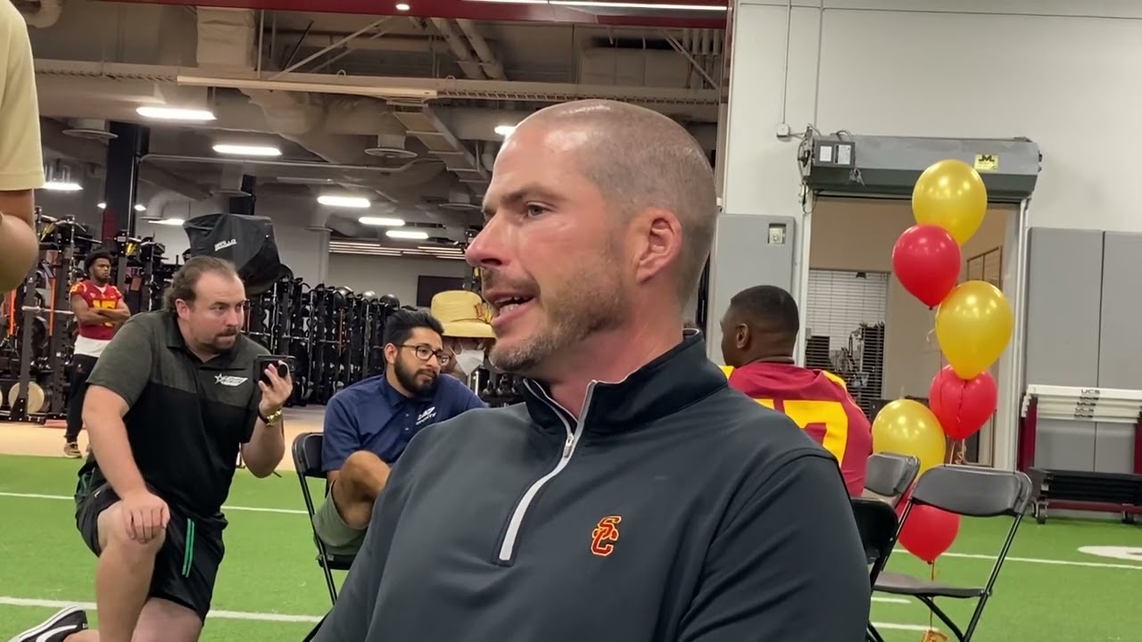 USC Defensive Coordinator Alex Grinch