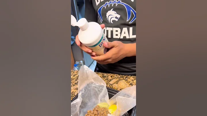 HOW to FEED YOUR DOG for MUSCLE GROWTH!! ** Healthier than kibble only**