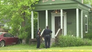 Corpus Christi police looking for two armed home invasion suspects