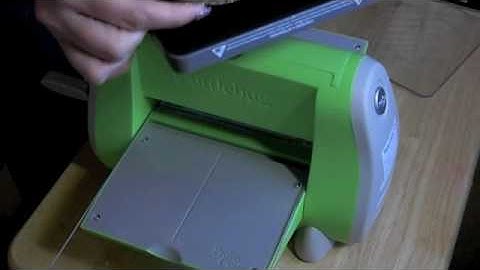 Using the Sizzix Bigz Dies in the CuttleBug