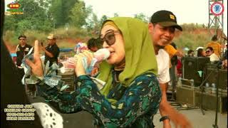 Download lagu Pecah Seribu Voc By Selvi Anggreni edisi Tanah Merah