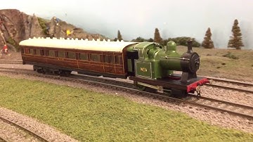GNR No. 6 Railmotor with a Romford Motor Bogie, Custom Built DCC Fitted (2)