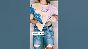 the BEST way to tie a shirt!🤩 QUICK AND EASY #shorts