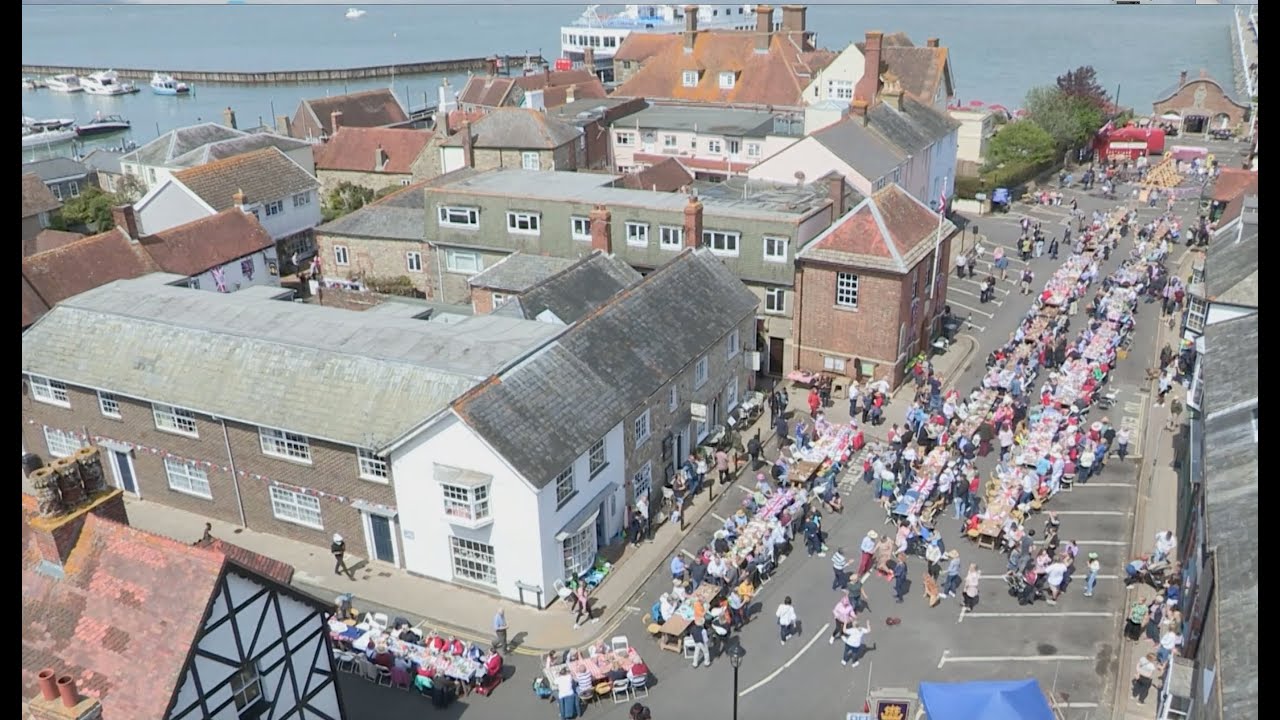Coronation Lunch in The Square