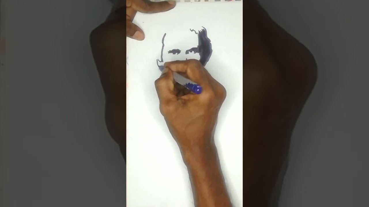 🎨