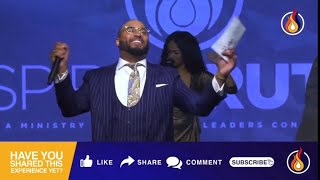 🔥 Now THIS Is How Church Should Sound! | “You Fight On” | Mark Moore, Jr. & Spirit & Truth #MustSee