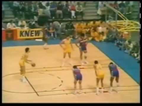 Rick Barry 38 points 1975 NBA Finals Game 3