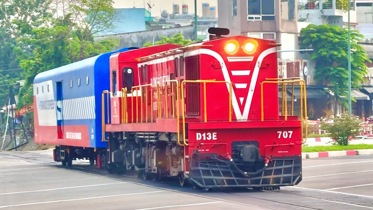 Tàu Hoả Việt Nam - Toa Xe Laman Express Và Các Loại Đầu Máy Gẻ, Máy Ấn, Cà Tím, Đổi Mới và Máy Đức