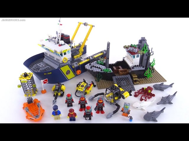 LEGO City Deep Sea Exploration vessel review! set 60095 - YouTube