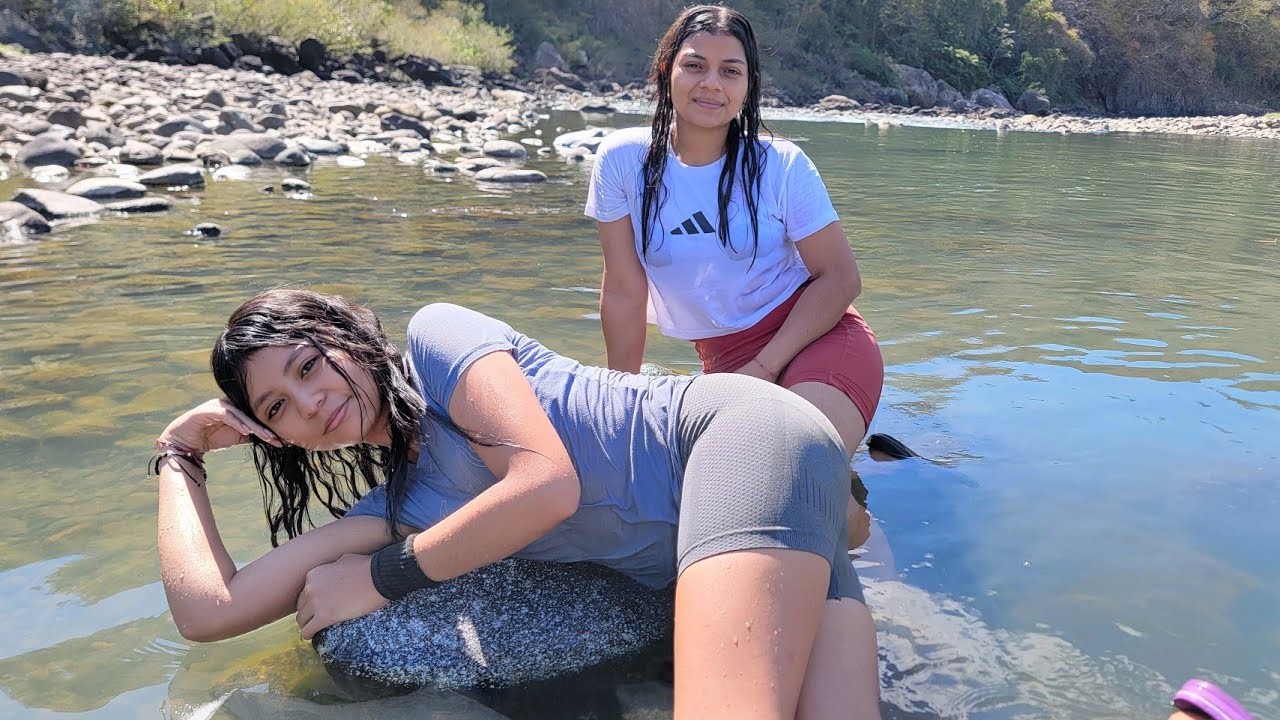 😱🛑Estas chicas hermosas dándose un baño en el río torola😲/CHICAS SALVADOREÑAS 🇸🇻