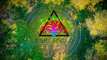 Building the Labyrinth in Threshold Forest