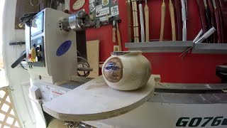 Willow vase, from wet to dry and a new tool