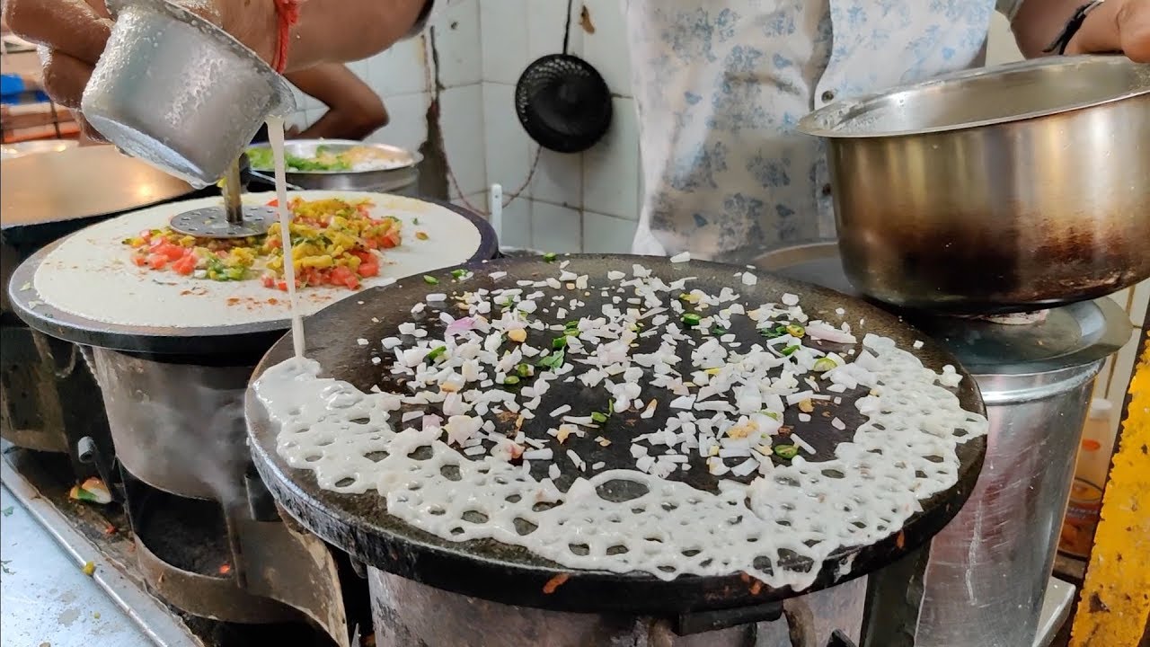 Most Skillful Dosa Making | Crispy Rava Dosa | Indian Street Food | Aamchi Mumbai