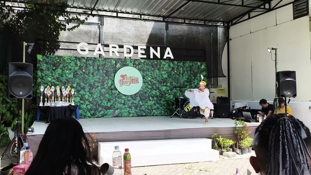Juara 1 tari burung bangau , lomba tari tunggal di teras gardena jogja, 16 Januari 2026, adista 7 th