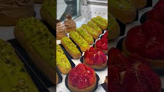Французские вкусняшки #франция#кондитерскиеизделия#кондитерка#пирожное#сладости#макарон#эклеры#еда
