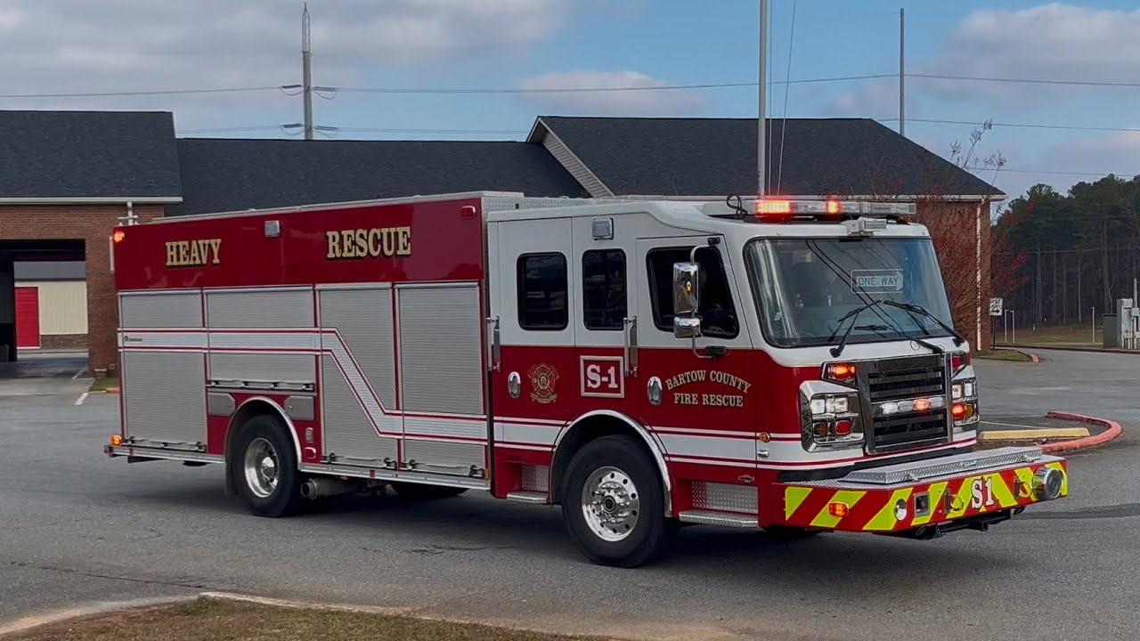 Bartow County Fire Rescue Squad 1 Responding - YouTube
