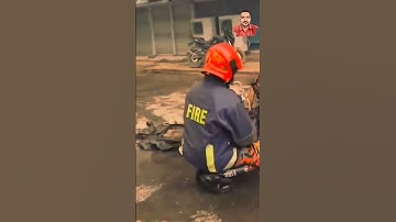 টঙ্গী কেমিক্যাল গোডাউনে আগুন: আহত ফায়ার সার্ভিস সদস্যরা