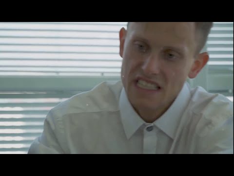 لماذا التعسف في استخدام السلطة في بيئة العمل