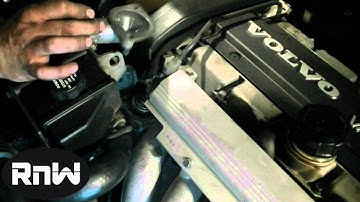 Volvo 850 Thermostat and Engine Coolant Temperature Sensor Replacement