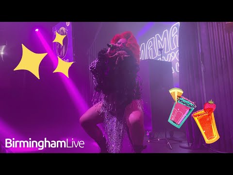 Mama Roux's burlesque shows combine wild entertainment with tasty £7 cocktails 👯‍♀️🍸