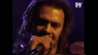 Michael Franti &amp; Spearhead live at MTV&#39;s Most Wanted – „People In Tha Middle“, „Positive“ (1995)