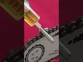 The process of adding lubricating oil to the chainsaw #tips #diy #shorts #tricks