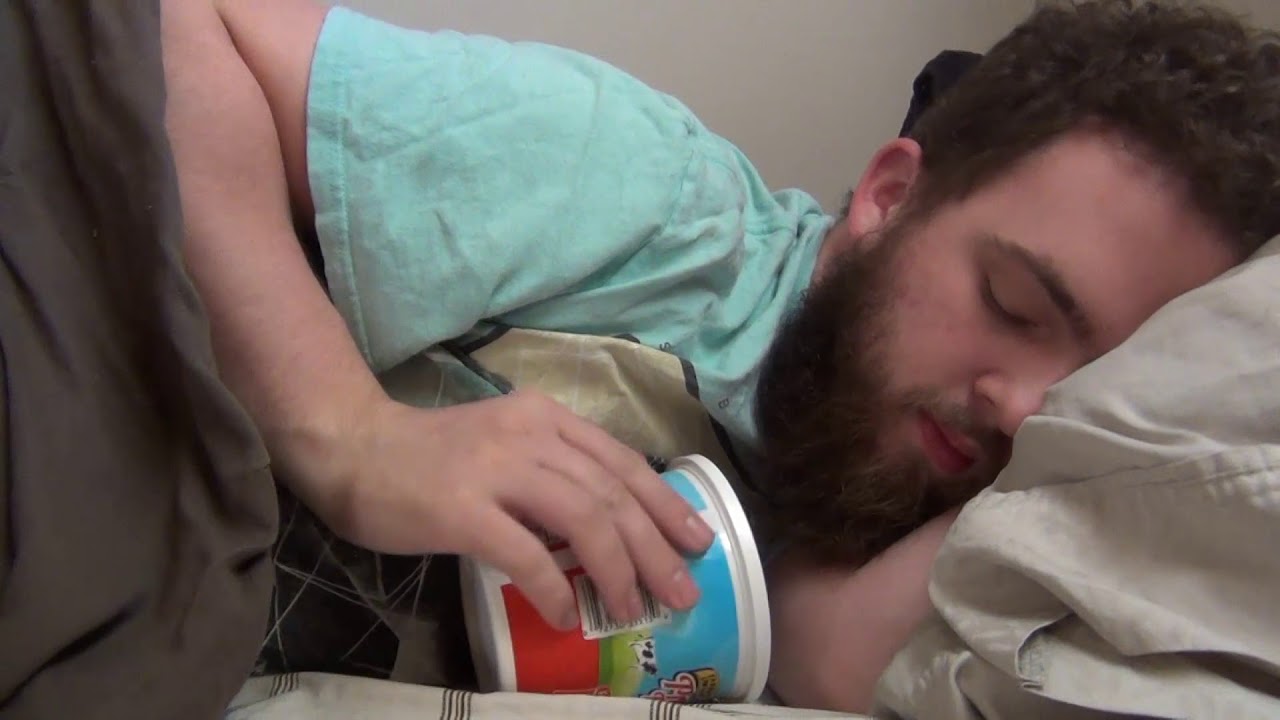 My Strange Addiction Man Sleeps With Cottage Cheese Youtube