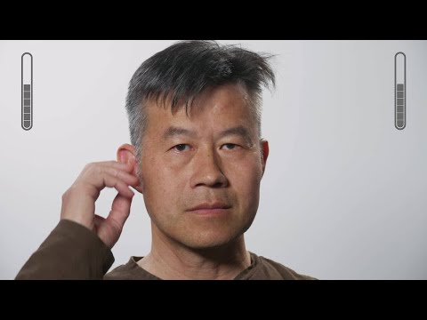 Change volume using volume wheel - In-the-ear hearing aid