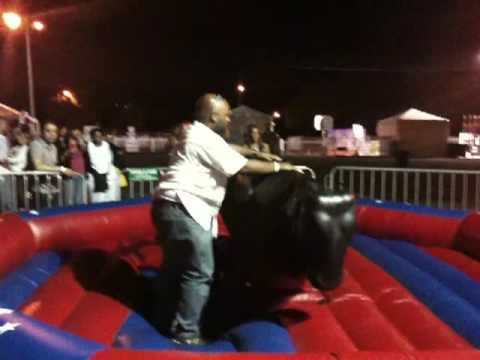 Winshell rides the bull - attempt 1