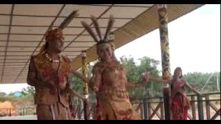 LAGU KABUPATEN SANGGAU - Lelai lelai Jefry - Riska