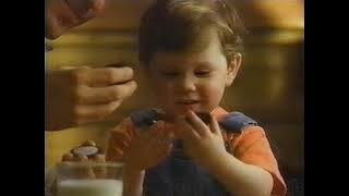 Oreo Cookie Commercial 1998 (Gary)