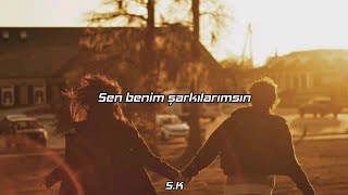 Cem Adrian & Hande Mehan - Sen Benim Şarkılarımsın (Sözleri)