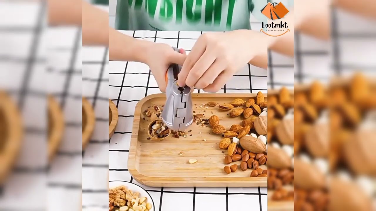 1pc Creative Walnut Cracker Tool