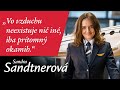 Pilotka Sandra: Ľudia v mojom veku si kupujú nehnuteľnosti, ja som investovala do výcviku