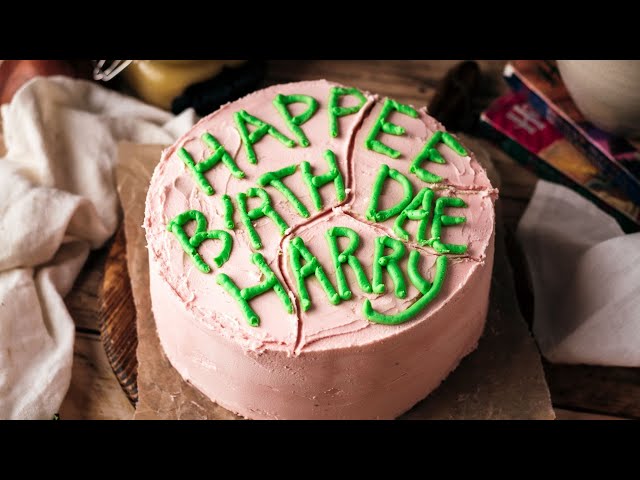 How to make Harry Potter's Birthday Cake (Vegan Harry Potter Cake)