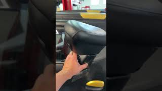 Elektromobil Dacia Spring, doťahovanie ručnej brzdy. #elektromobil #dacia #spring #10twist