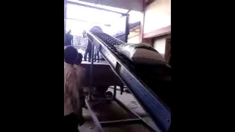 50 Kg Bag Loading Belt  conveyors manufacturer | Truck loading conveyor | Truck loader conveyor U.P