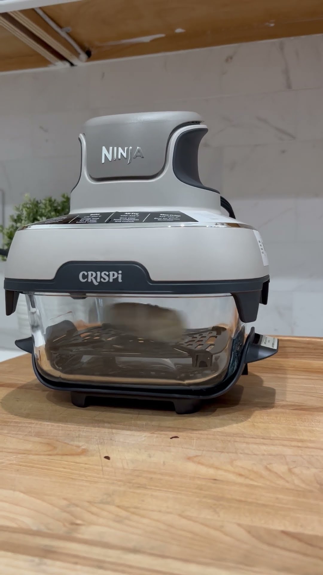 Spring Roll Breakdances Inside Glass Air Fryer || ViralHog