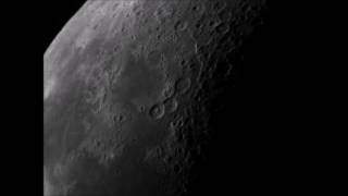 Lunar Observation on December 5th, 2016
Dieses Video zeigt eine Mondbeobachtung mit einem 10 Newton-Teleskop, aufgenommen am 5. Dezember 2016 im Rohdatenmodus. Zu sehen ist die Kraterkette mit Theophilus (unten links), Cyrillus (Mitte) und Catharina (oben rechts) sowie die Steilwand Rupes Altai (oben).
This video shows a lunar observation by using a 10 Newton telescope, recorded on December 5th, 2016 in raw mode. You can see the famous crater chain with Theophilus (down left), Cyrillus (center) and Catharina (top right) and the cliff Rupes Altai (top).
Credit: astropage.eu Lunar Observation on December 5th, 2016