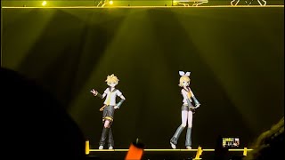 Hatsune Miku Expo 2024 Dallas, TX | Childish War - Kagamine Rin & Len