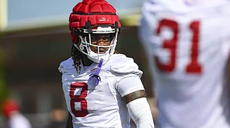 Luke Hasz, Ty Washington and Var’Keyes Gumms speak after fall camp Day 2 thumbnail