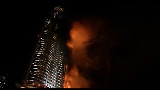 شاهد اللحظات الأوليه لحريق فندق العنوان بجوار برج خليفه دبى       