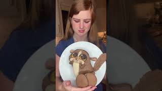 These Cakes Like To Move It Bakingthursdays King Julien And Mort Cake Compilation
