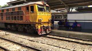 ขบวน 212 ALD.4308 ถึงกรุงเทพ